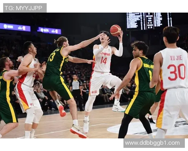 广州篮球队在世界杯预选赛积分榜上以75分稳居第一名展现强劲实力